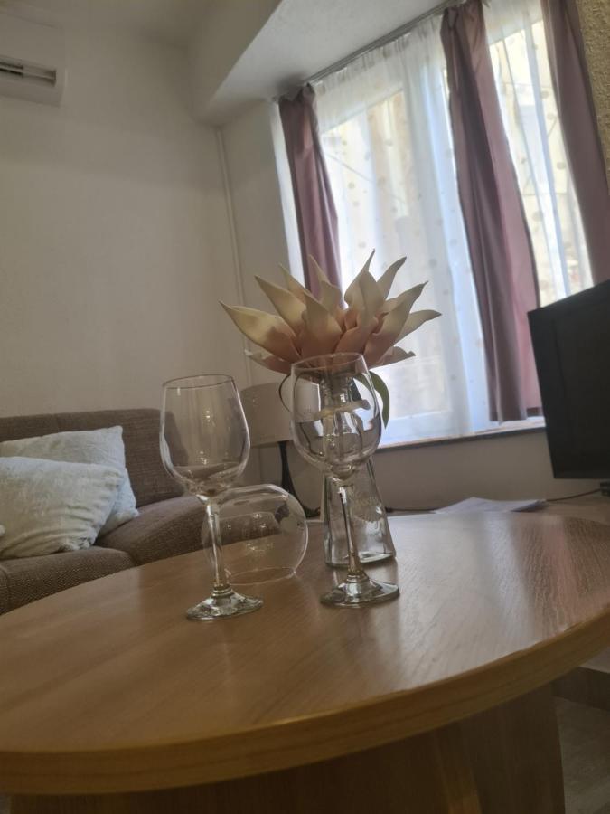Apartamento Manuela Senj  Exterior foto
